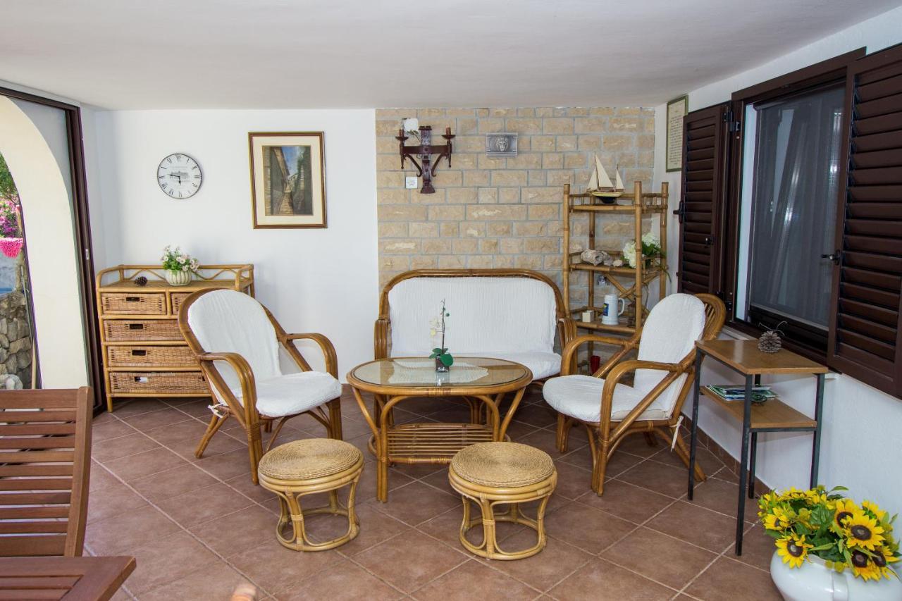 Apartmani Alic Шибеник Экстерьер фото
