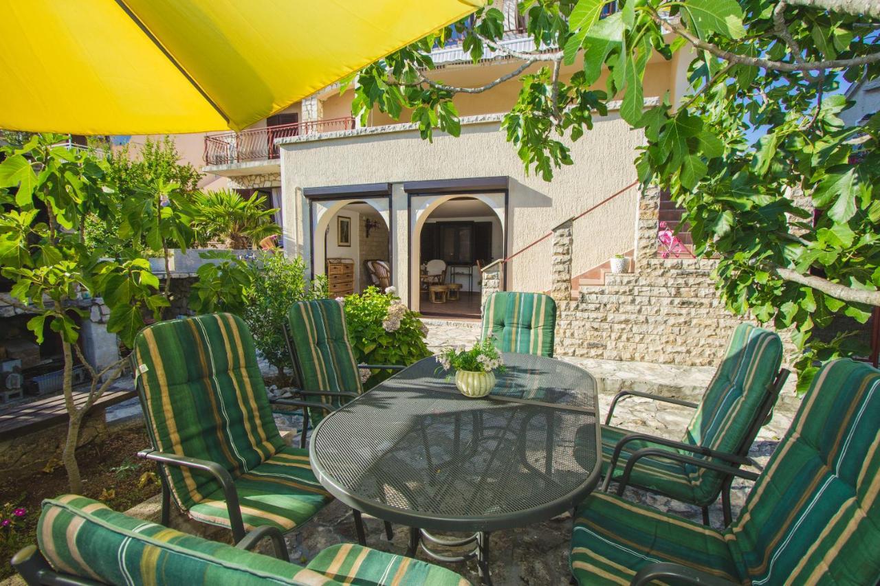 Apartmani Alic Шибеник Экстерьер фото