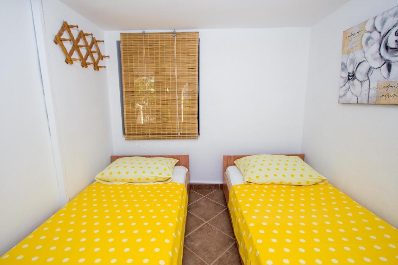 Apartmani Alic Шибеник Экстерьер фото