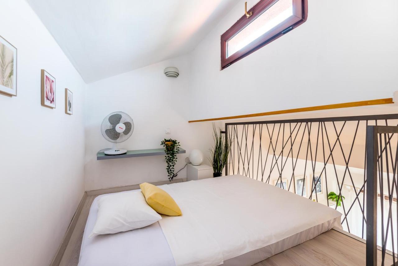 Apartmani Alic Шибеник Экстерьер фото