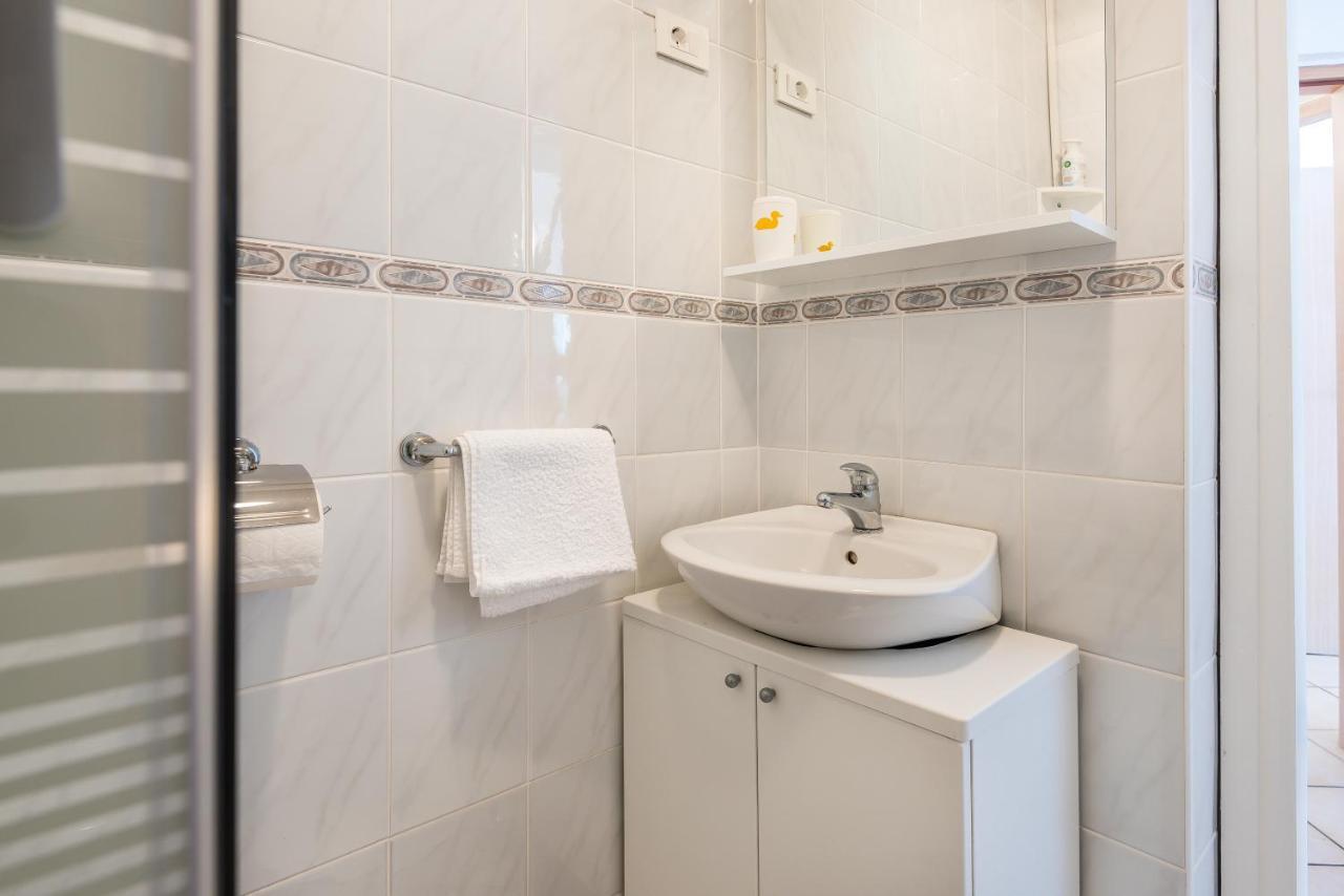 Apartmani Alic Шибеник Экстерьер фото